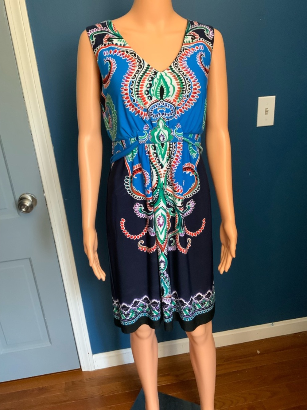 Valerie Bertinelli Blue & Navy V-Neck Midi Dress with Multicolor Paisley